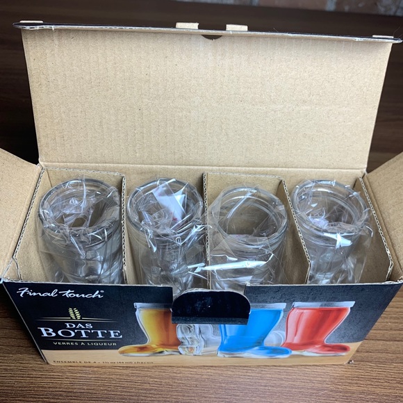 3/$30 - Final Touch Das Boot Shot Glasses - Picture 4 of 8